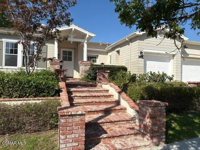 Residential Lease for rent at 1091 Via Rafael, Newbury Park, Ventura County, CA featuring 4 beds and 3 baths