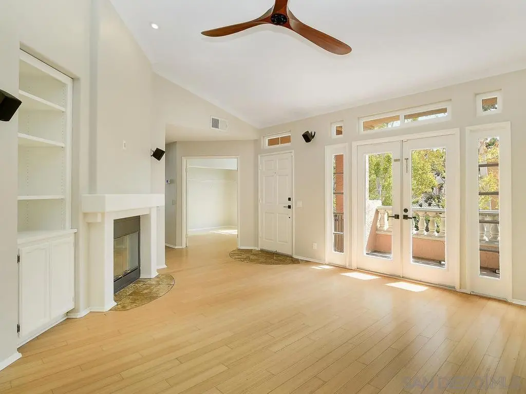 Condominium for sale at 3517 Cameo 87, Oceanside, CA featuring 3 beds and 2 baths