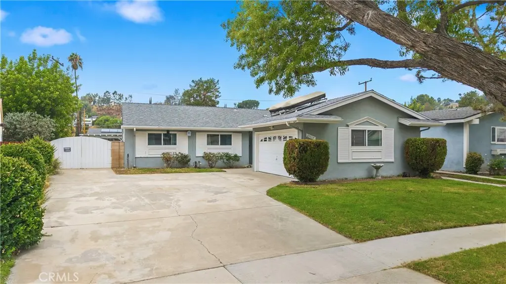 27117 Elias Avenue, Saugus, CA — listing photo 1