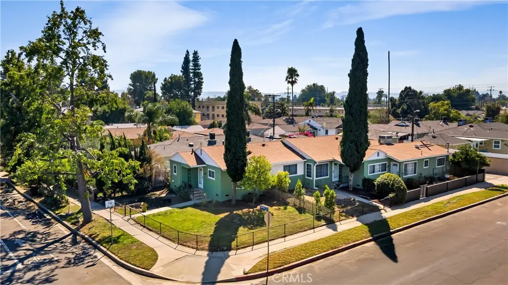 6153 Clybourn Avenue, North Hollywood, CA — listing photo 1