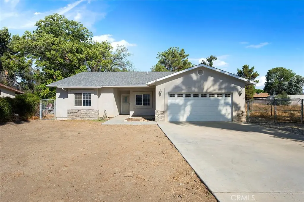 Single Family Residence for sale at 25940 Dartmouth, Hemet, CA featuring 4 beds and 2 baths