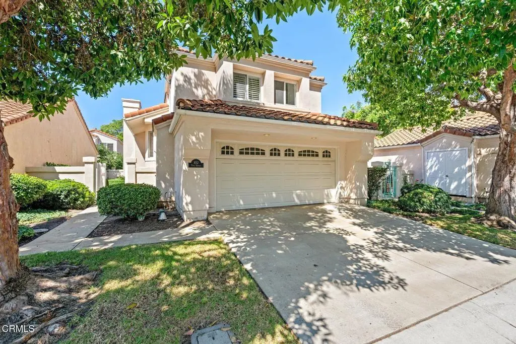 Condominium for sale at 852 Vista Arriago, Camarillo, CA featuring 3 beds and 3 baths