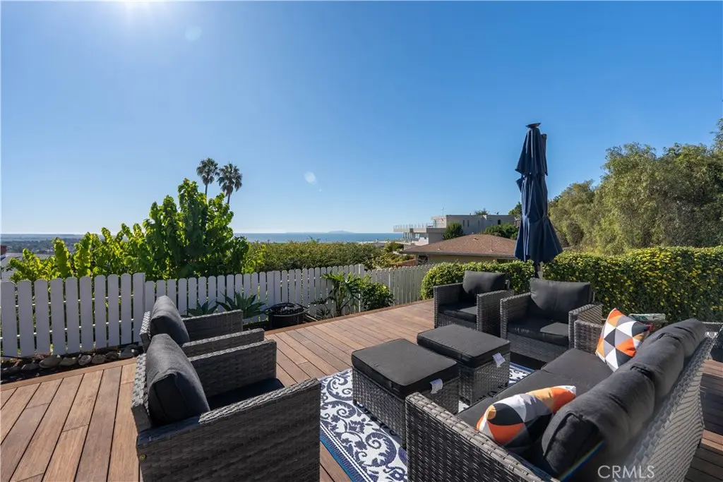 1948 Sunset, Ventura, CA — listing photo 1