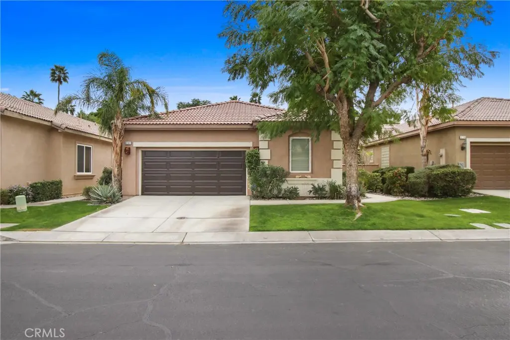 Single Family Residence for rent at 82807 Burnette, Indio, CA featuring 2 beds and 2 baths