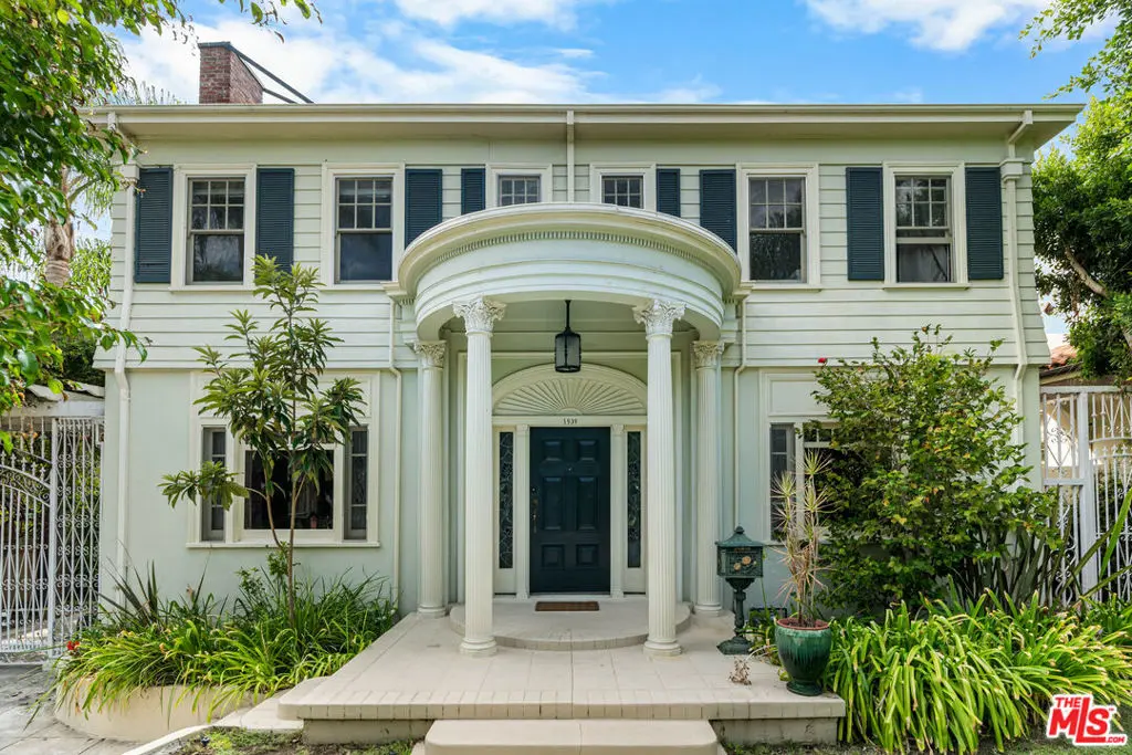 1939 N Hobart Boulevard, Los Angeles, CA — listing photo 1