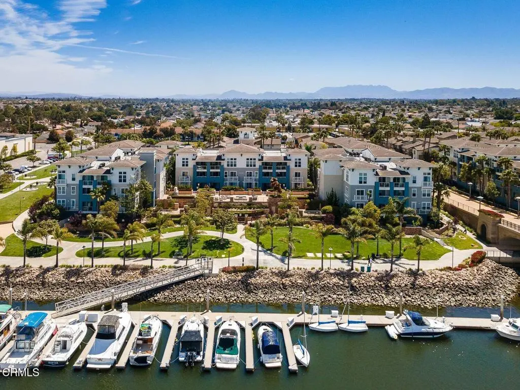 Condominium for sale at 1423 Windshore Way, Oxnard, CA featuring 2 beds and 2 baths