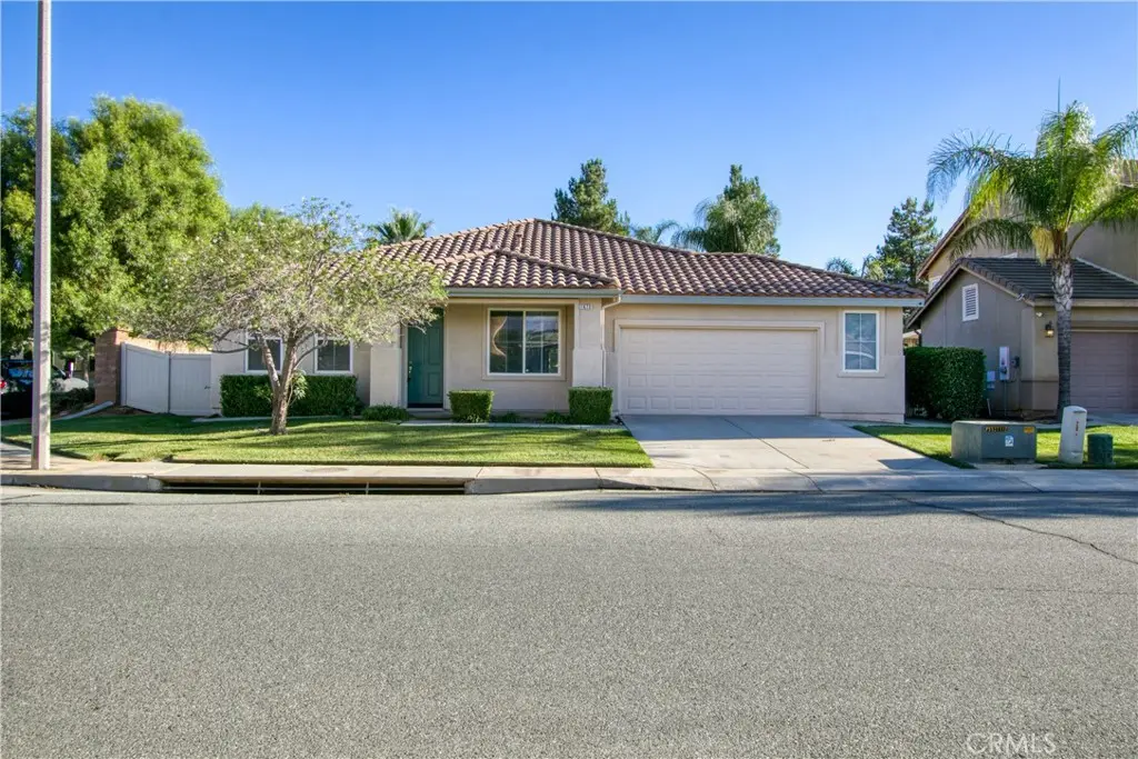 Single Family Residence for rent at 1673 Jade Moon, Beaumont, CA featuring 4 beds and 2 baths