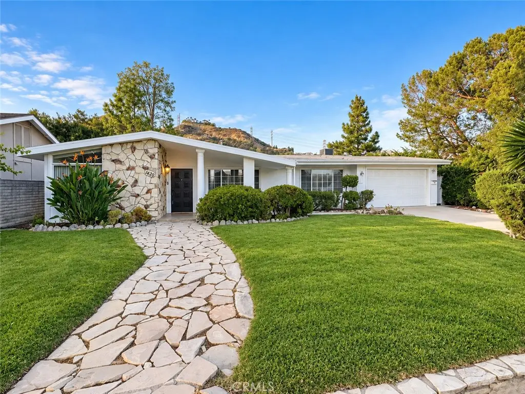 1420 Belleau Road, Glendale, CA — listing photo 1