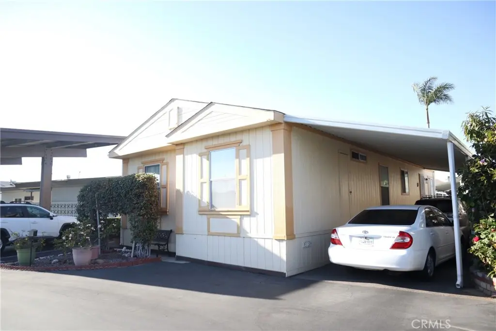 8111 stanford Avenue 74, Garden Grove, CA — listing photo 1