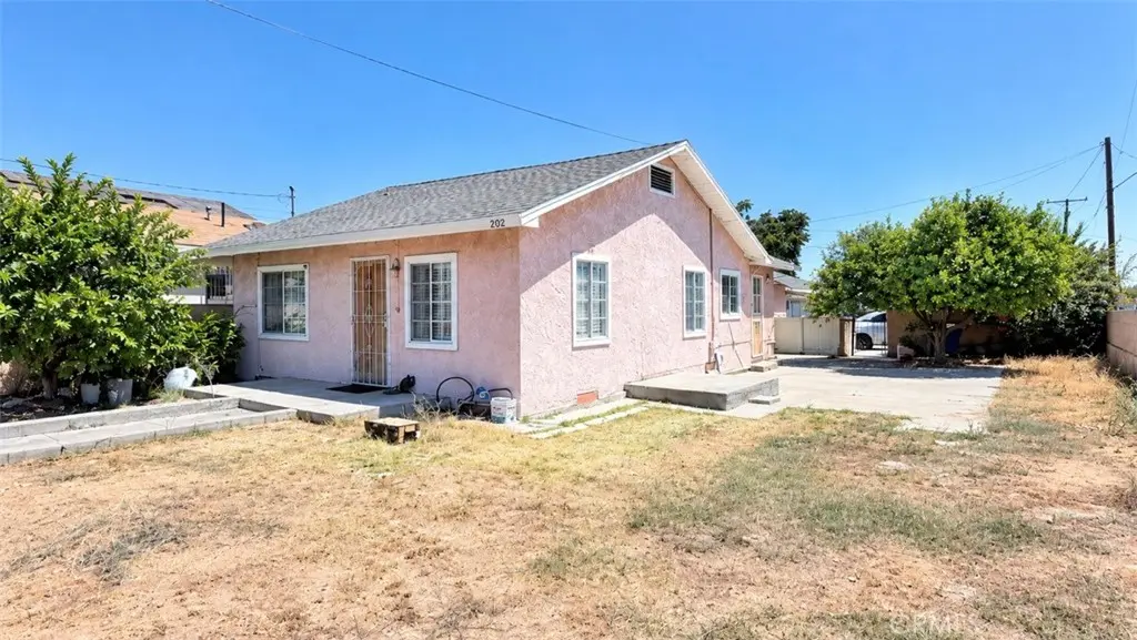 2702 New, Rosemead, CA — listing photo 1