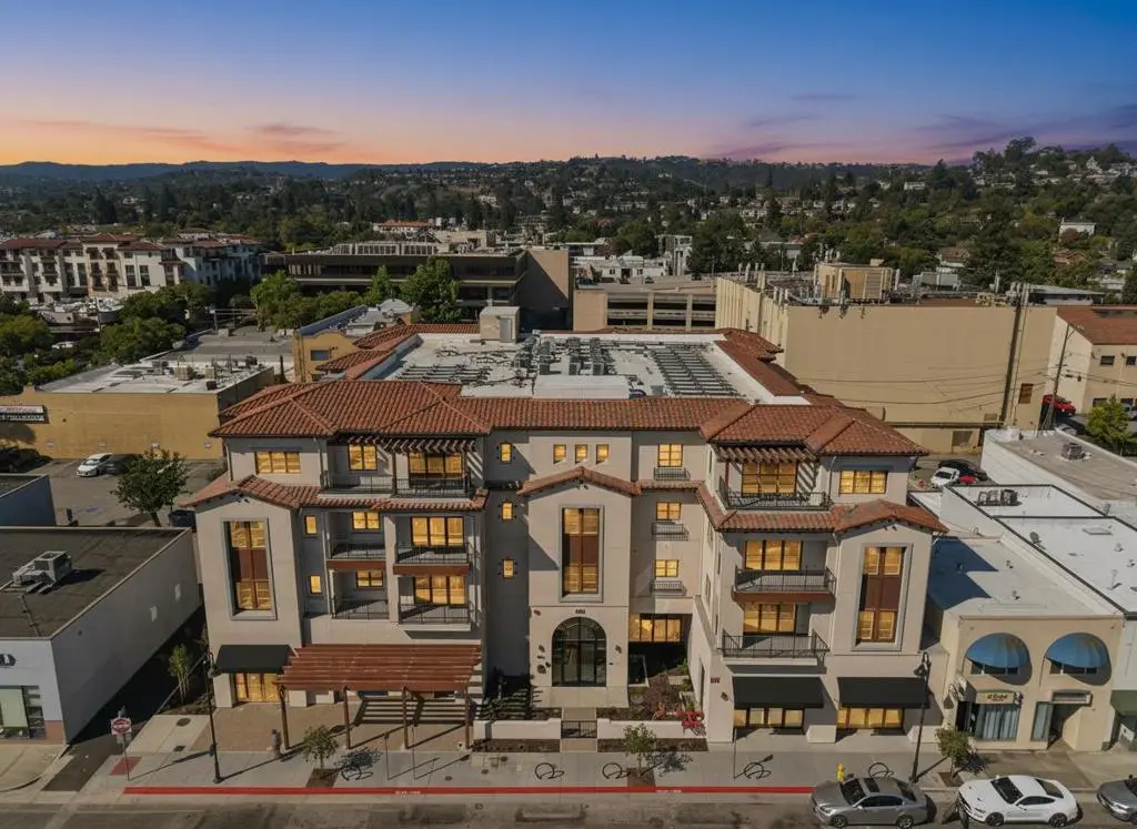 560 El Camino Real 306, San Carlos, CA — listing photo 1