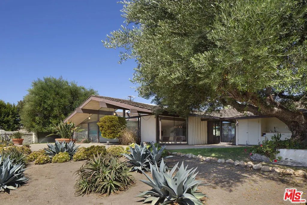 87 Vientos Road, Camarillo, CA — listing photo 1