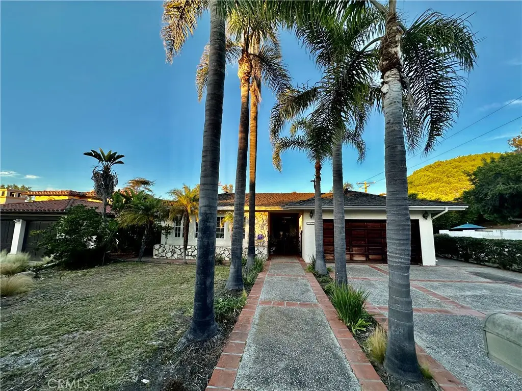 Single Family Residence for rent at 1920 Dalton Road, Palos Verdes Estates, CA featuring 3 beds and 2 baths