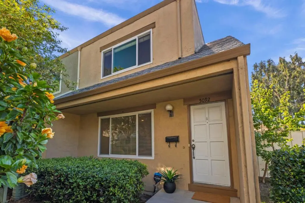 Townhouse for sale at 5092 Plaza Corona, Santa Clara, CA featuring 3 beds and 2 baths