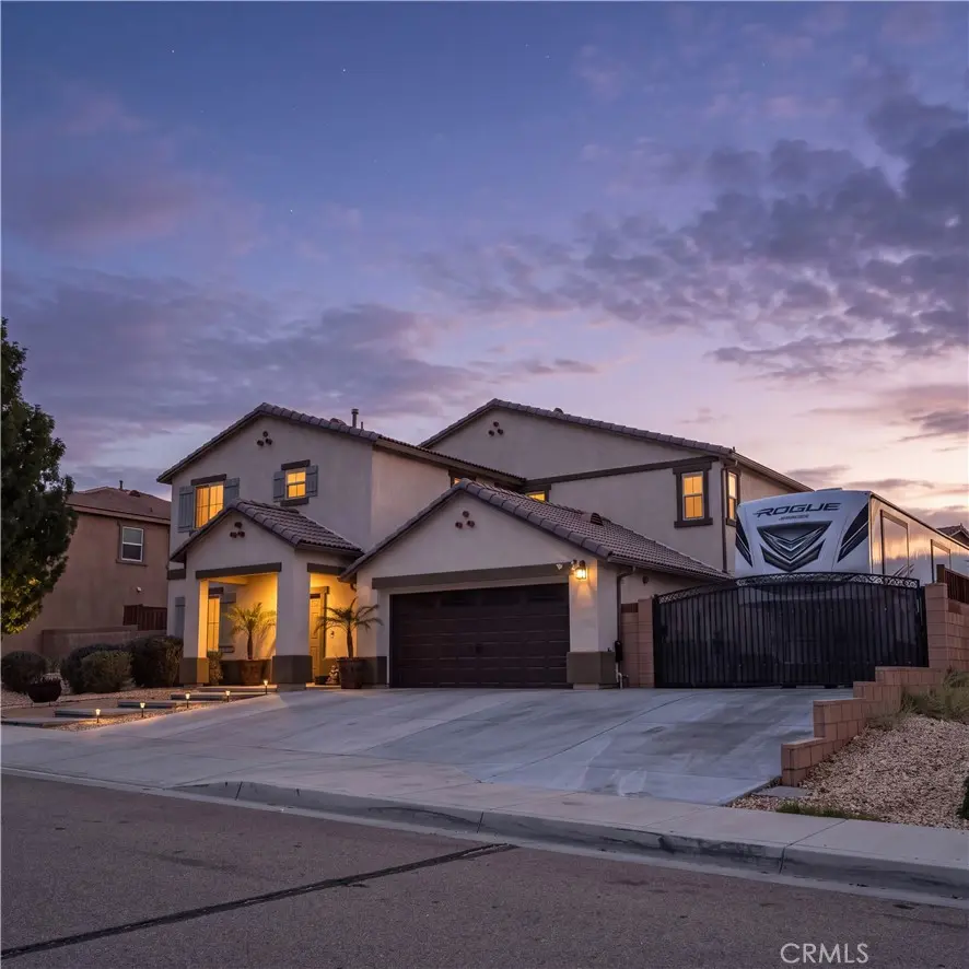 44125 Sierra Vista, Lancaster, CA — listing photo 1