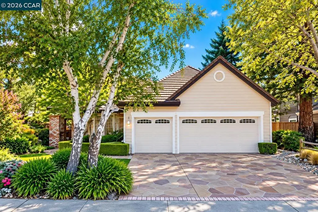 Single Family Residence for sale at 1808 Eagle Peak Ave, Clayton, CA featuring 3 beds and 2 baths