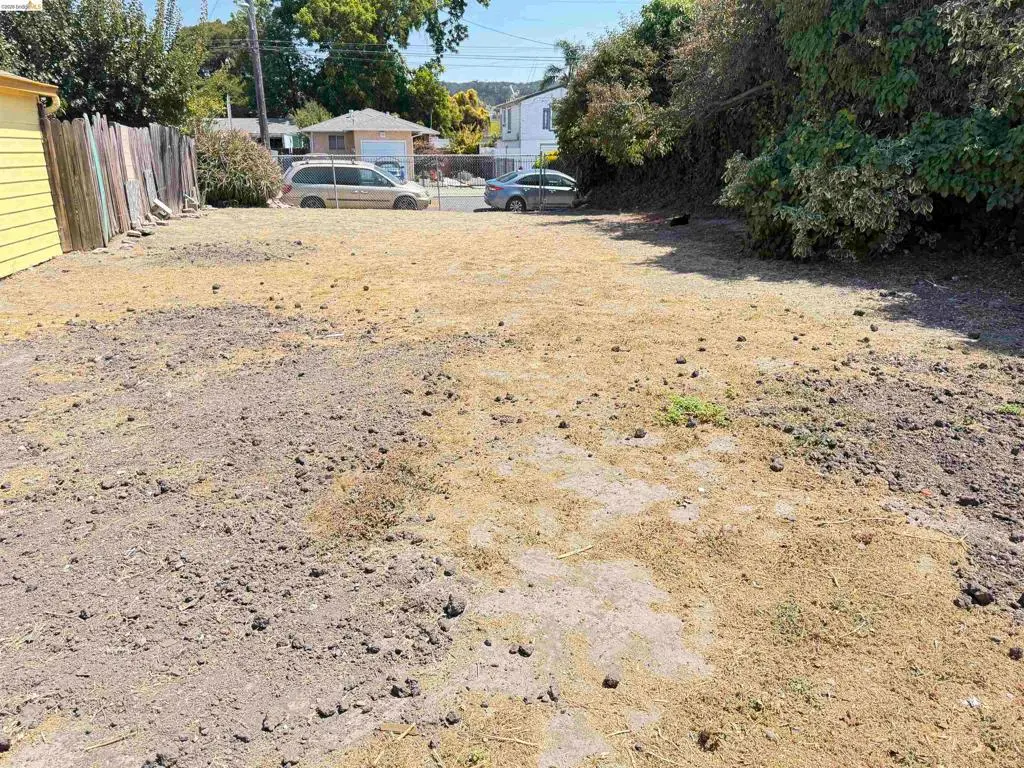 Olive St, Oakland, CA — listing photo 1