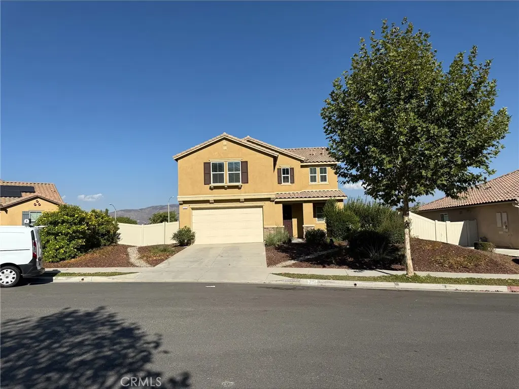721 Pooish, San Jacinto, CA — listing photo 1