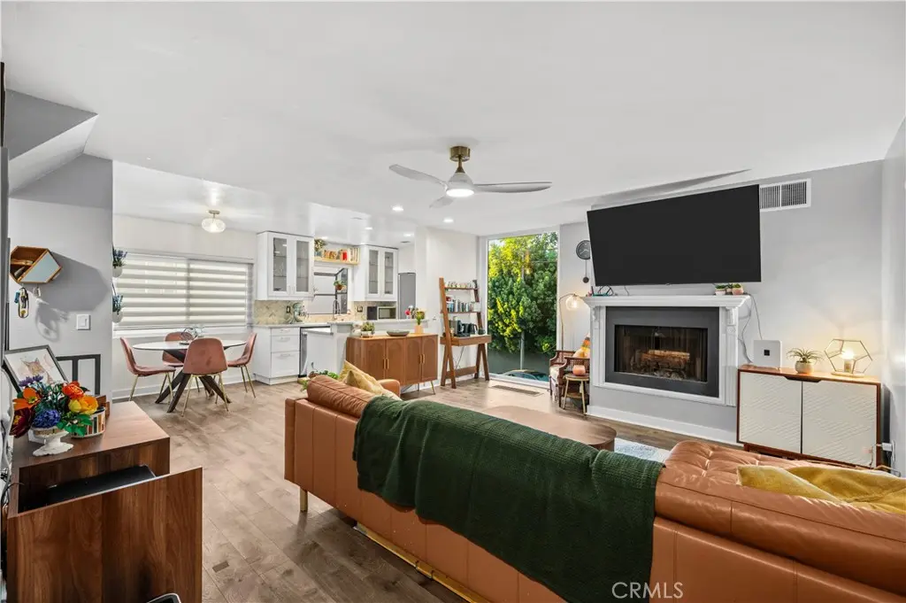1418 E Florida Street 1, Long Beach, CA — listing photo 1