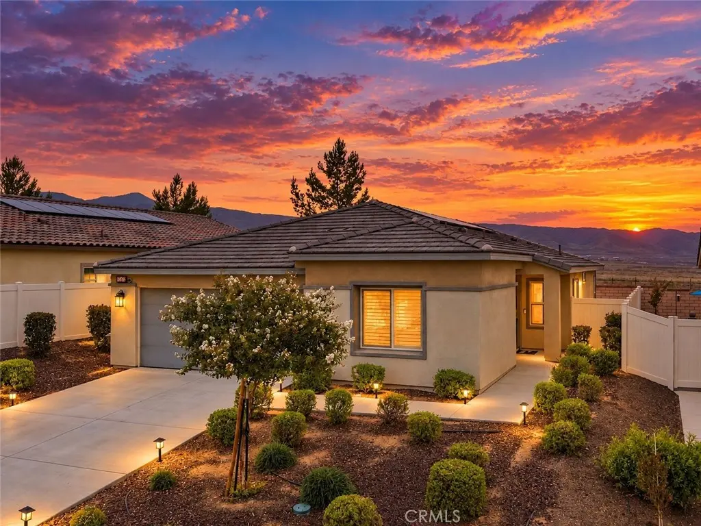 Single Family Residence for sale at 1568 Sunswept, Beaumont, CA featuring 2 beds and 2 baths