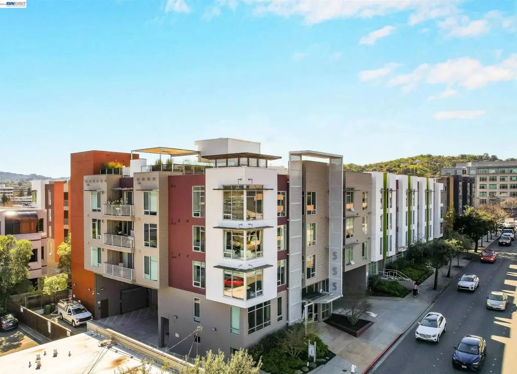 555 Ygnacio Valley Rd 318, Walnut Creek, CA — listing photo 1