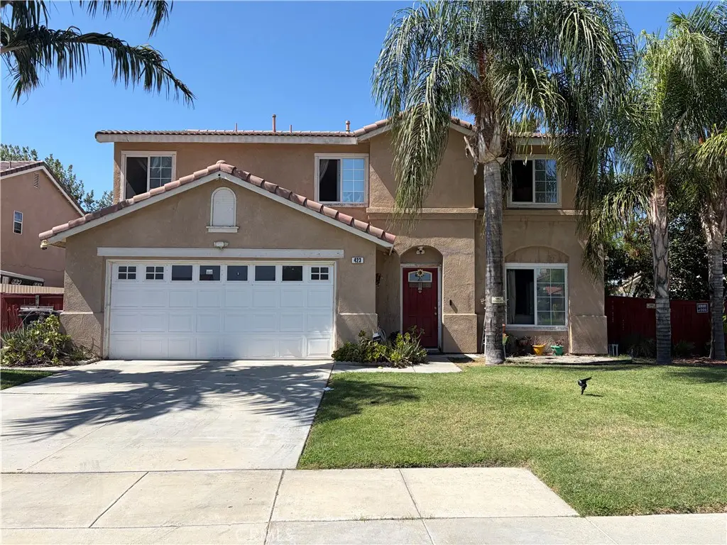 423 Madrid, Hemet, CA — listing photo 1