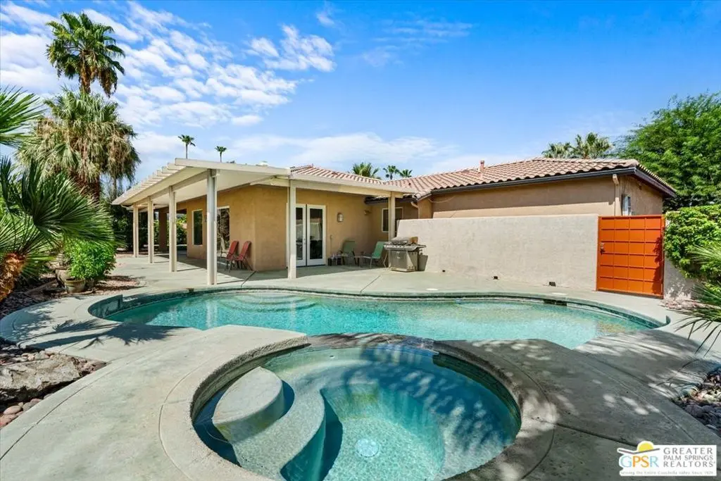 227 N Luring Drive, Palm Springs, CA — listing photo 1