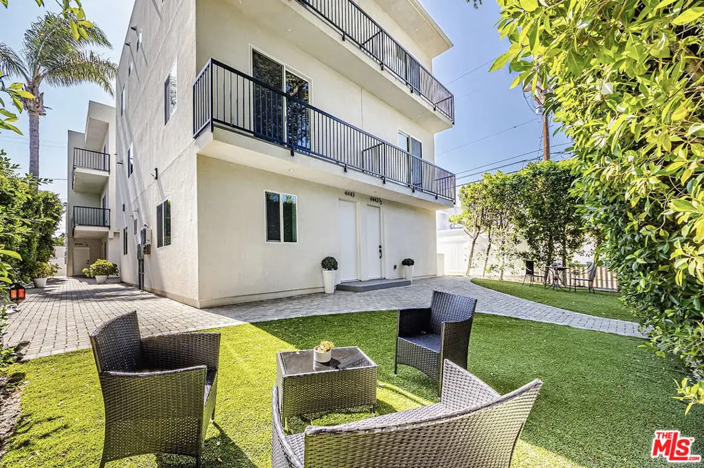 Townhouse for rent at 4443 Auckland Avenue, Los Angeles, CA featuring 4 beds and 4 baths