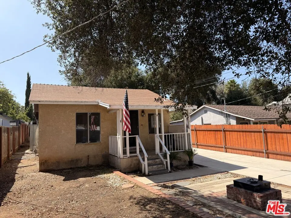 8412 Fenwick Street, Sunland, CA — listing photo 1