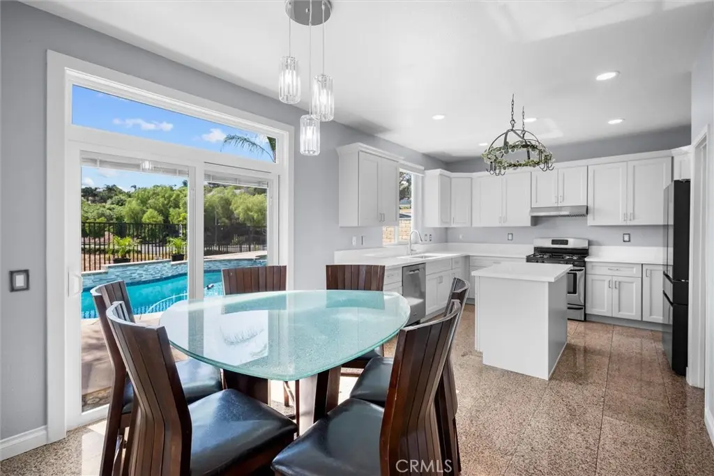 712 Shaffer Street, Corona, CA — listing photo 1