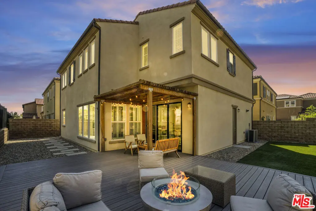 20629 W Chestnut Circle, Porter Ranch, CA — listing photo 1