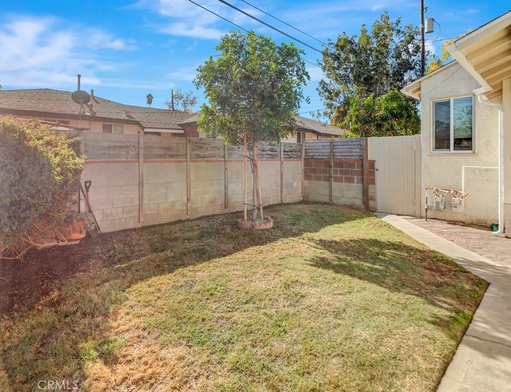 557 Rosemary Lane, Burbank, CA — listing photo 1