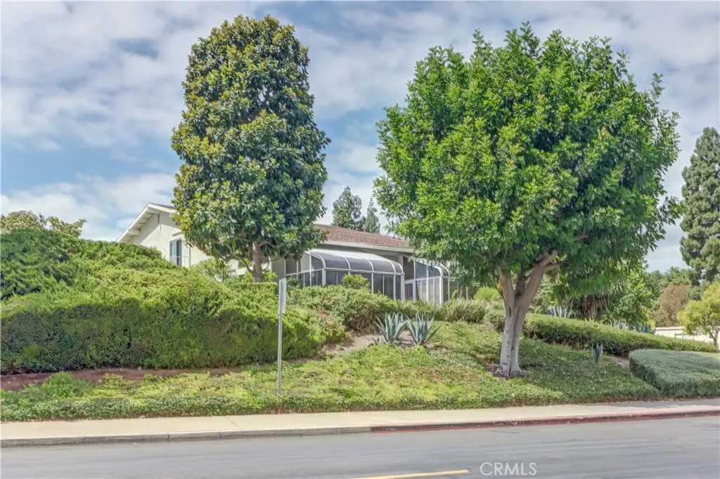 263 Calle Aragon C, Laguna Woods, CA — listing photo 1