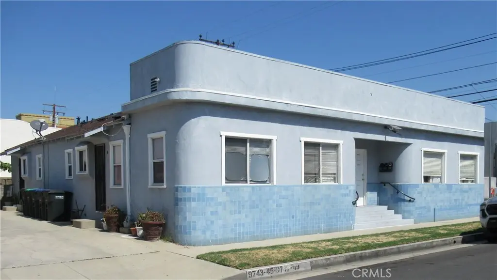 9745 Maple, Bellflower, CA — listing photo 1