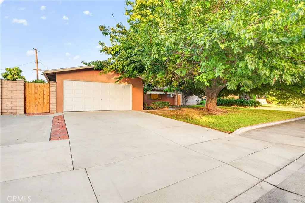 3261 Wallingham Drive, Riverside, CA — listing photo 1