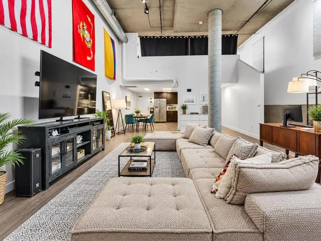 777 6Th 127, San Diego, CA — listing photo 1