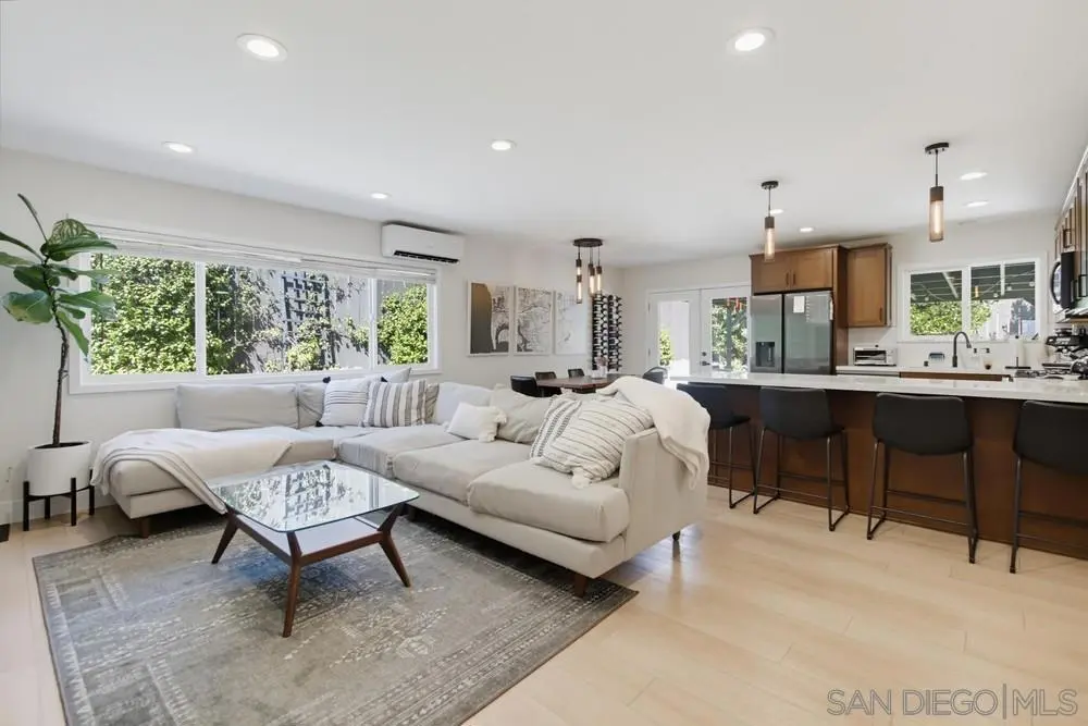 2135 Montclair St, San Diego, CA — listing photo 1