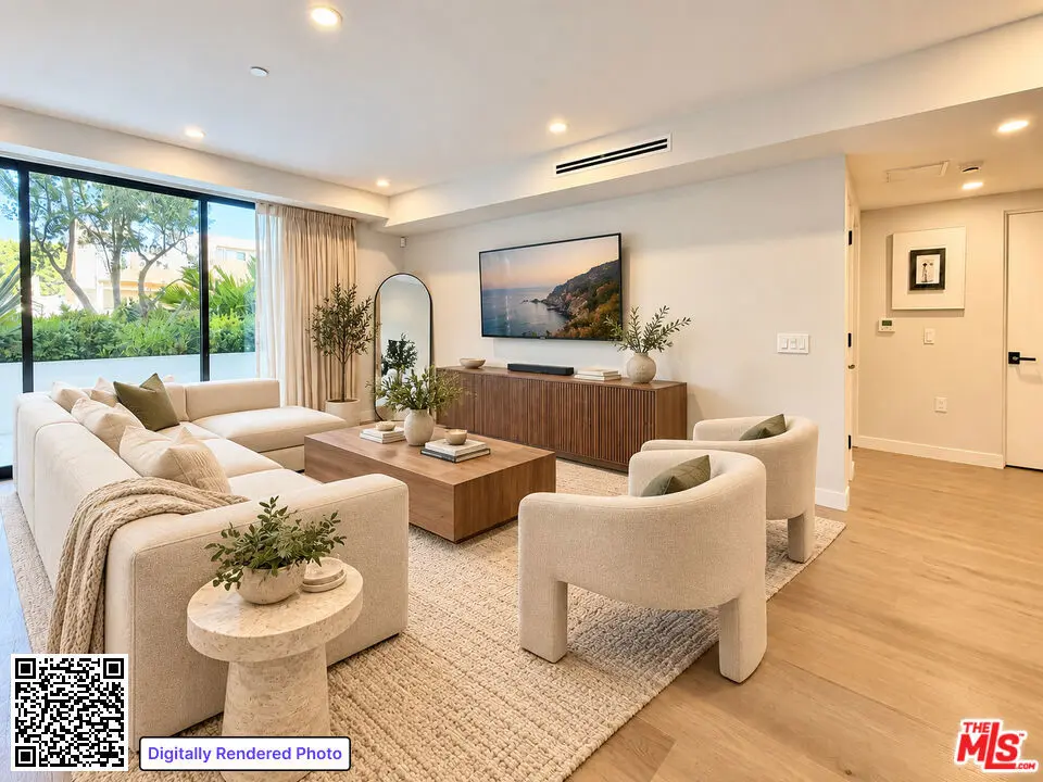 1017 N Croft Avenue 105, Los Angeles, CA — listing photo 1