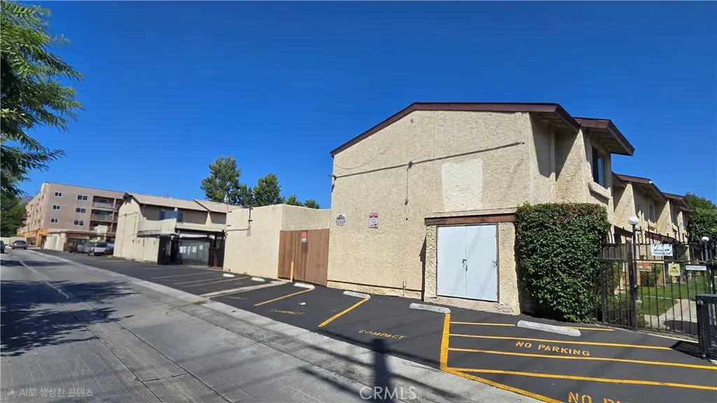 13701 Hubbard Unit#7, Sylmar, CA — listing photo 1