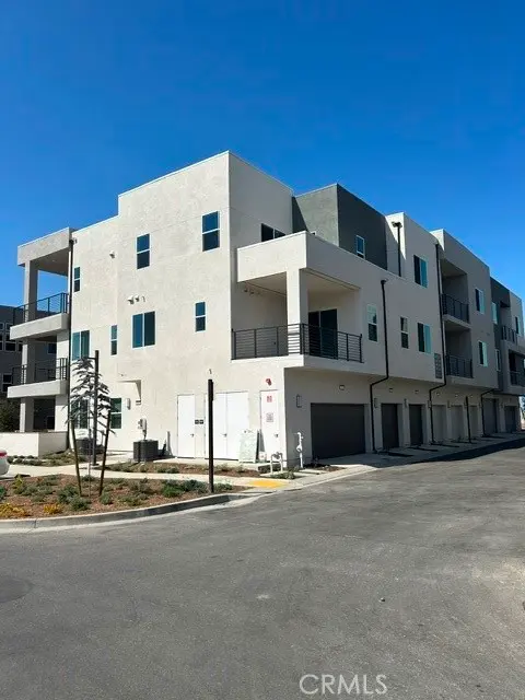 Condominium for rent at 445 Mulligan, Irvine, CA featuring 2 beds and 2 baths