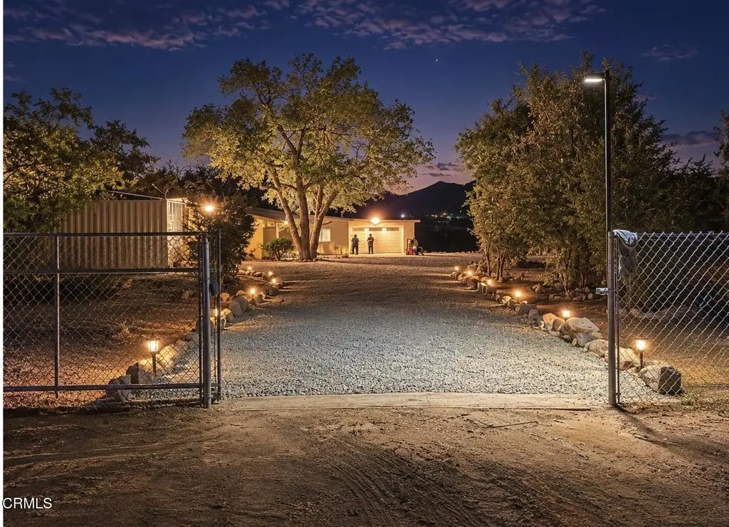 11016 Kendall Road, Lucerne Valley, CA — listing photo 1