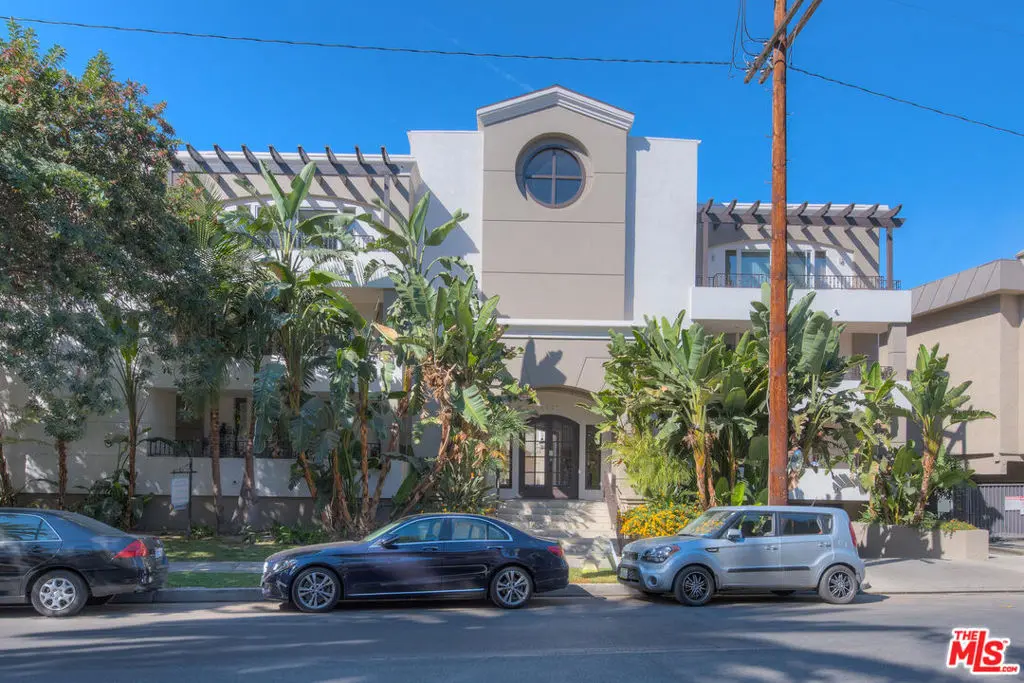 4637 Willis Avenue 108, Sherman Oaks, CA — listing photo 1