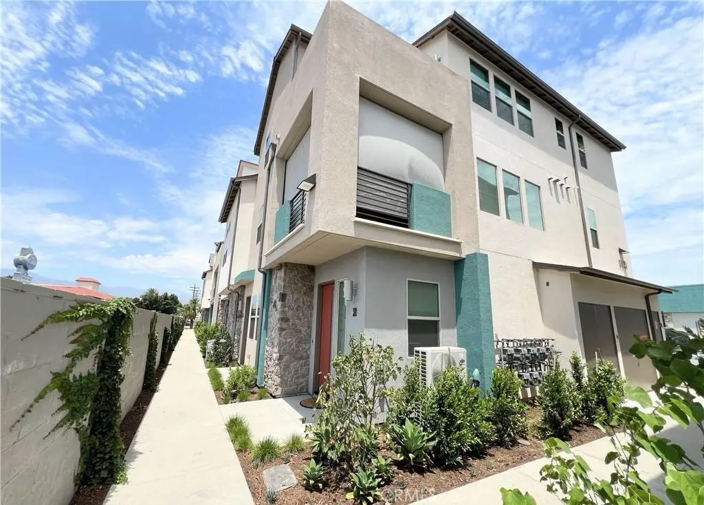 323 Strike, Covina, CA — listing photo 1