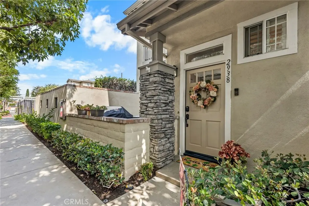 Condominium for sale at 2938 Claremore Lane, Los Alamitos, CA featuring 3 beds and 3 baths