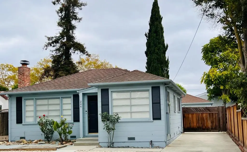 Residential Lease for rent at 244 Brooklyn Avenue, San Jose, CA featuring 2 beds and 1 bath