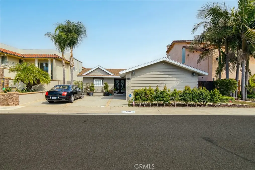 4061 Figaro, Huntington Beach, CA — listing photo 1