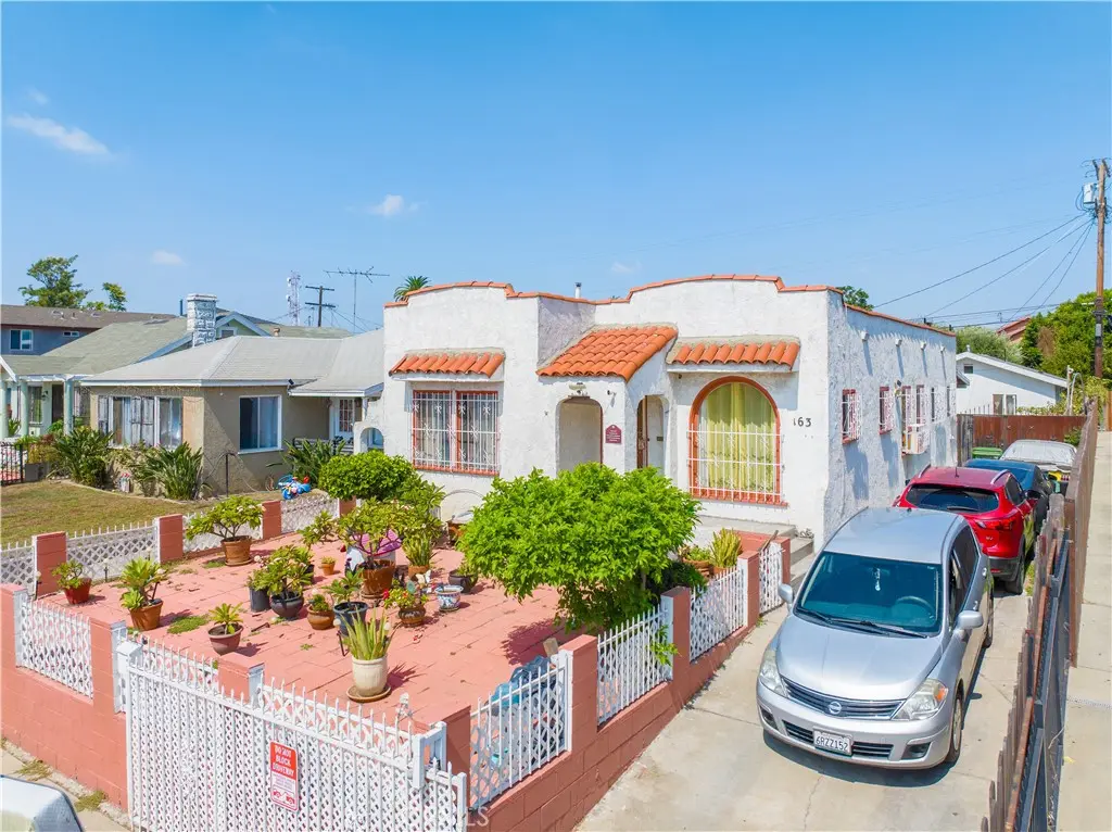 163 E 109th Place, Los Angeles, CA — listing photo 1