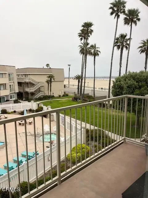 291 E Surfside Drive, Port Hueneme, CA — listing photo 1