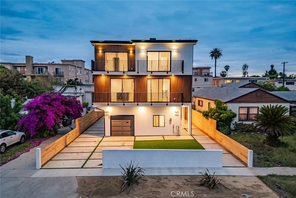 1525 S Carmelina, Los Angeles, CA — listing photo 1