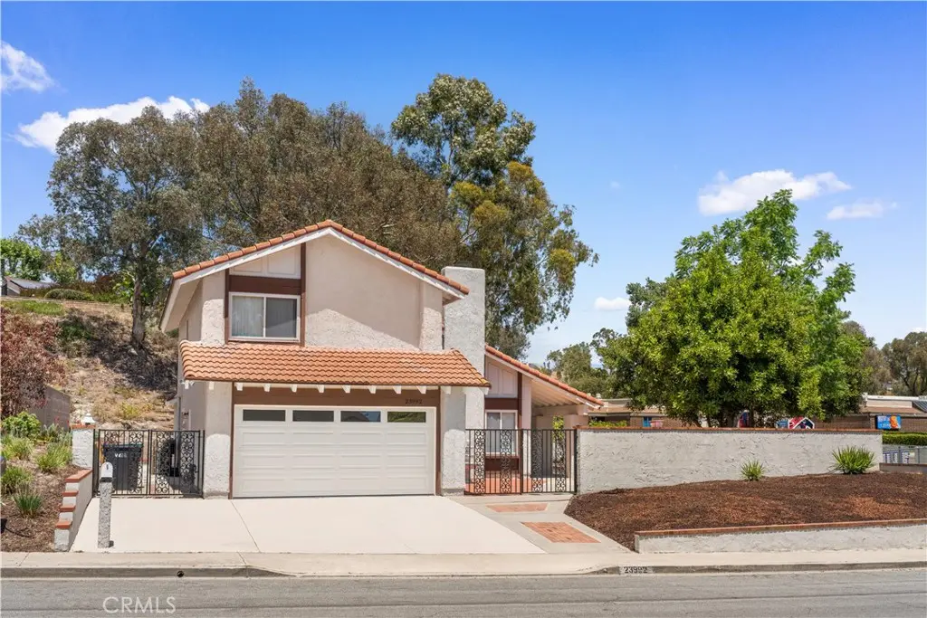 23992 Via La Coruna, Mission Viejo, CA — listing photo 1